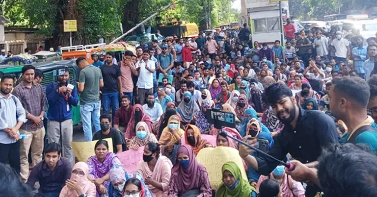 শাহবাগে প্রাথমিকের নিয়োগ বঞ্চিতরা